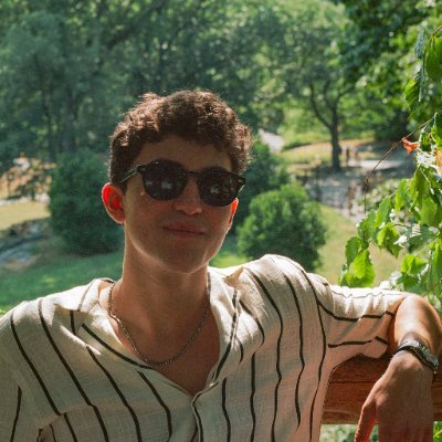 Writer using Copylime